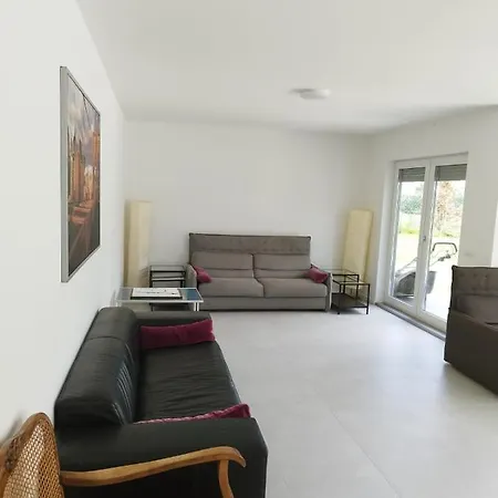 Holiday home Haus Mit Garten Bei Wien *