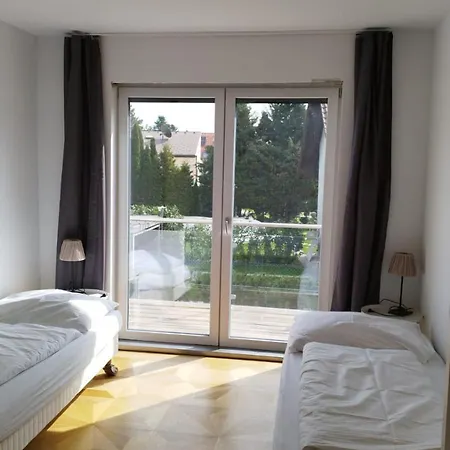 Haus Mit Garten Bei Wien Casa de Férias