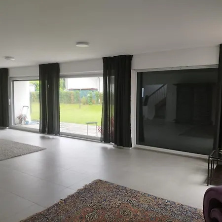 Nyaraló Haus Mit Garten Bei Wien