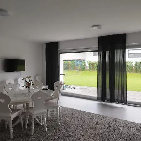 Holiday home Haus Mit Garten Bei Wien