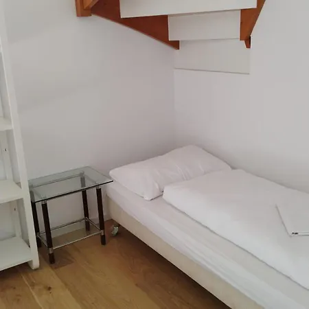 Casa de Férias Haus Mit Garten Bei Wien Langenzersdorf