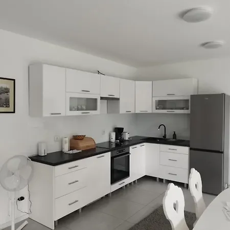 Haus Mit Garten Bei Wien Σπίτι διακοπών