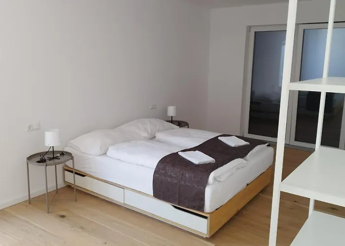 Haus Mit Garten Bei Wien Nyaraló